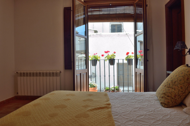 Bedroom 3, Hotel Rural Alfajía de Antonio, Granada