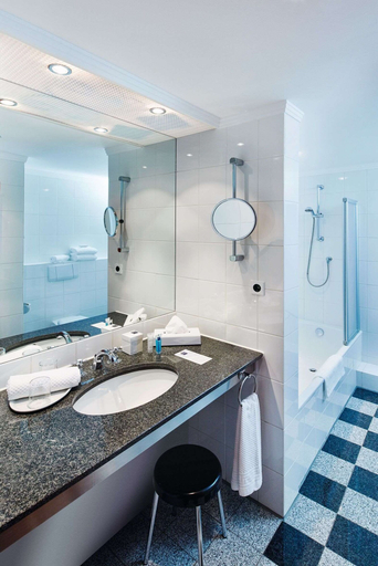 Bathroom 5, Dorint Herrenkrug Parkhotel Magdeburg, Magdeburg