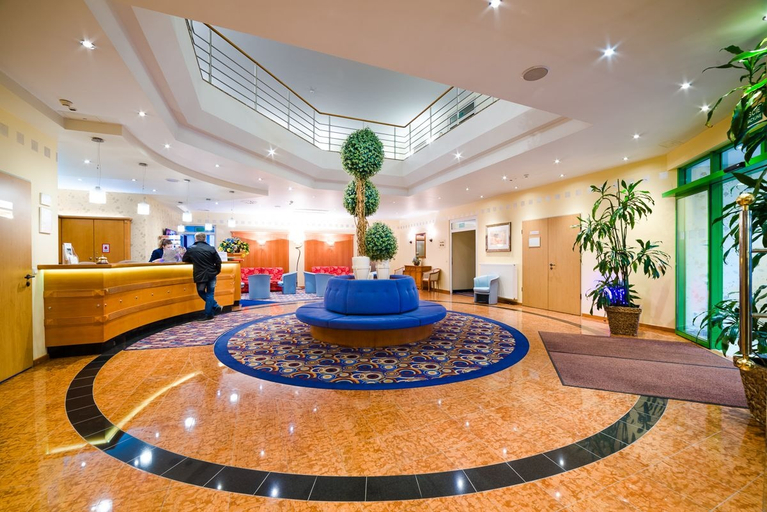 Others 2, Hotel Partner, Warsaw