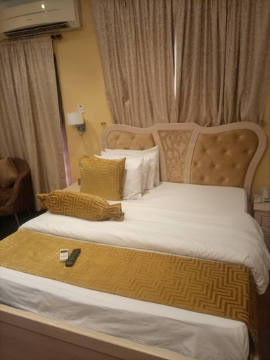 Bedroom 3, Erith Apartments and Suites, Kosofe