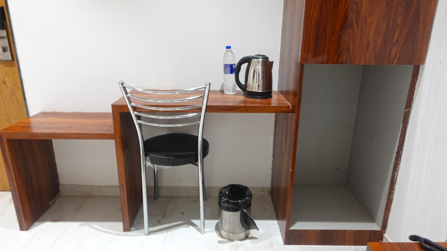 Others 4, Hotel Palms Residency - Mankhurd Link Rd Chembur, Mumbai Suburban