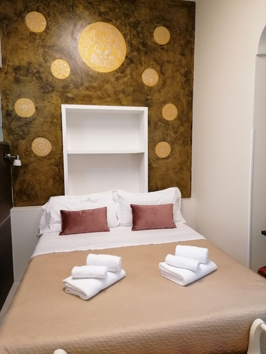 Bedroom 4, Accommodation Verona, Verona