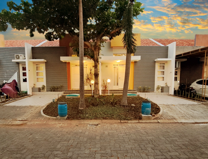 Graha Padma Semarang PadmaHuis 1, Semarang