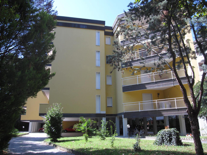 Lovely three rooms apartment in Grado Pineta by Beahost Rentals, Gorizia