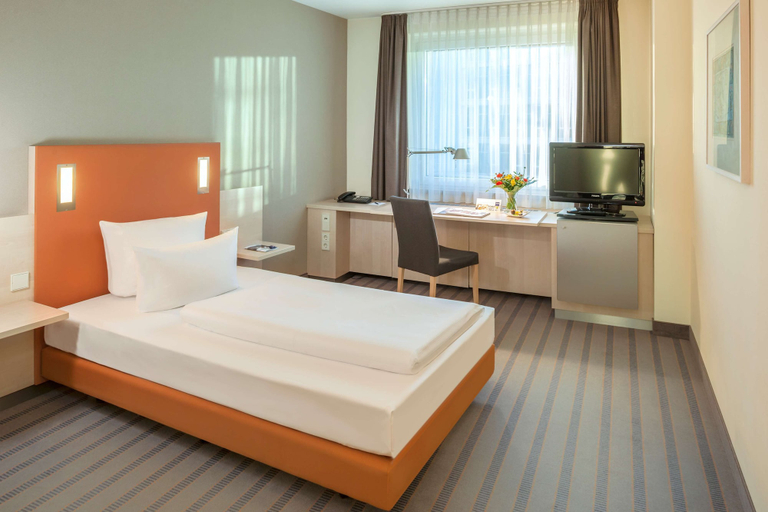 Bedroom 4, Essential by Dorint Berlin-Adlershof, Berlin