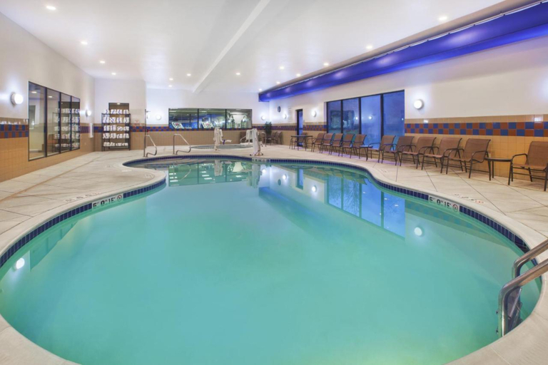 Sport & Beauty 2, Holiday Inn Express & Suites WHEELING by IHG, Ohio