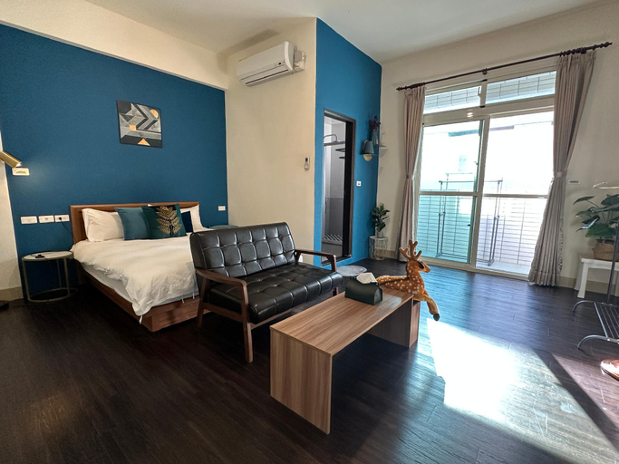Others 5, Eddies House, Hualien