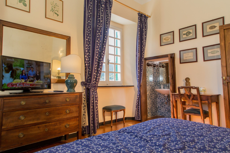 Bedroom 9