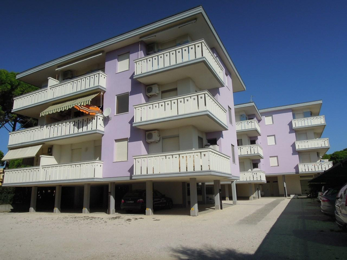 Others 2, Two-Bedroom Apartment with balcony, 50 meters from the beach, Venezia