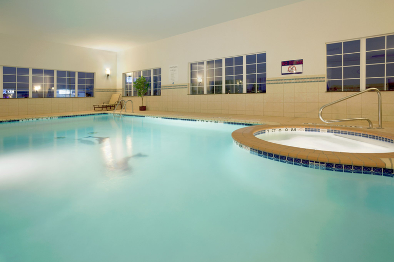 Sport & Beauty 4, Holiday Inn Express & Suites GEORGETOWN by IHG, Williamson