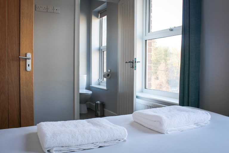 Others 5, Mid Wales Holiday Lets, Powys