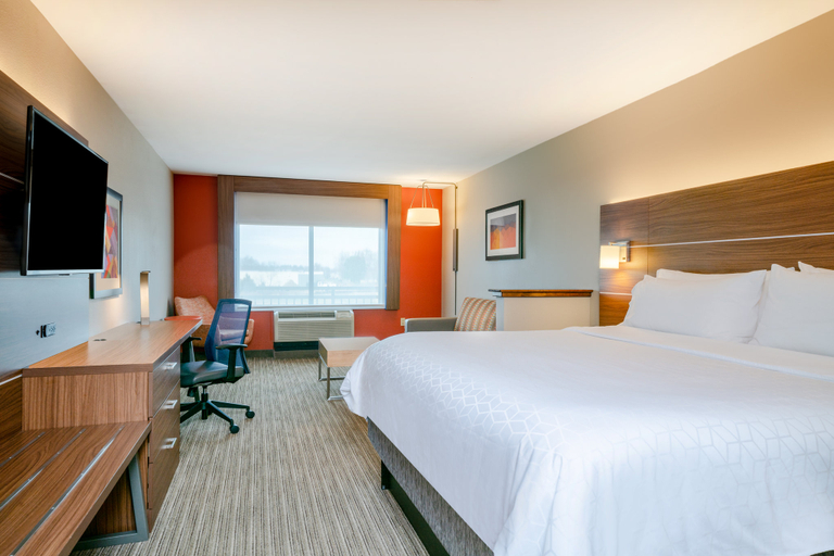 Bedroom 3, Holiday Inn Express & Suites TAPPAHANNOCK by IHG, Essex