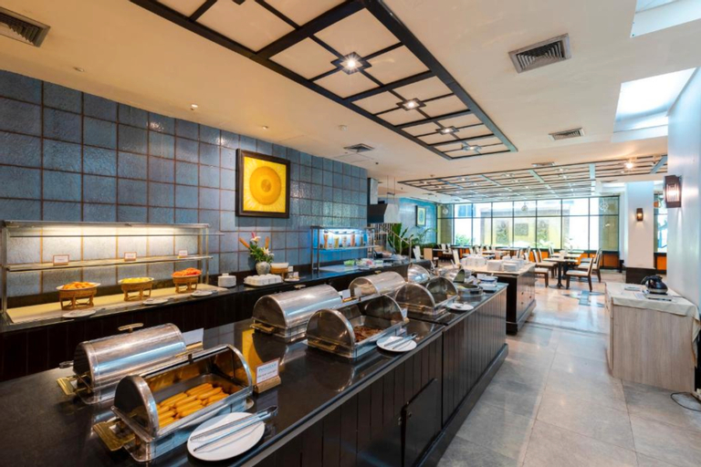 Food & Drinks 4, Pinnacle Lumpinee park Hotel, Sathorn