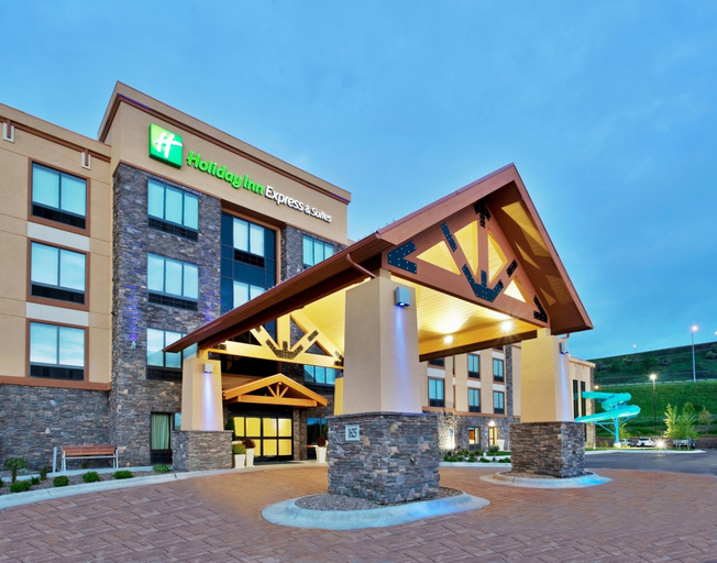 Exterior & Views 5, Holiday Inn Express & Suites GREAT FALLS by IHG, Cascade