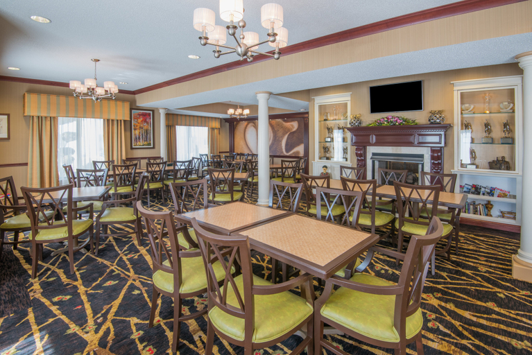Food & Drinks 2, Holiday Inn Express & Suites SHARON-HERMITAGE by IHG, Mercer