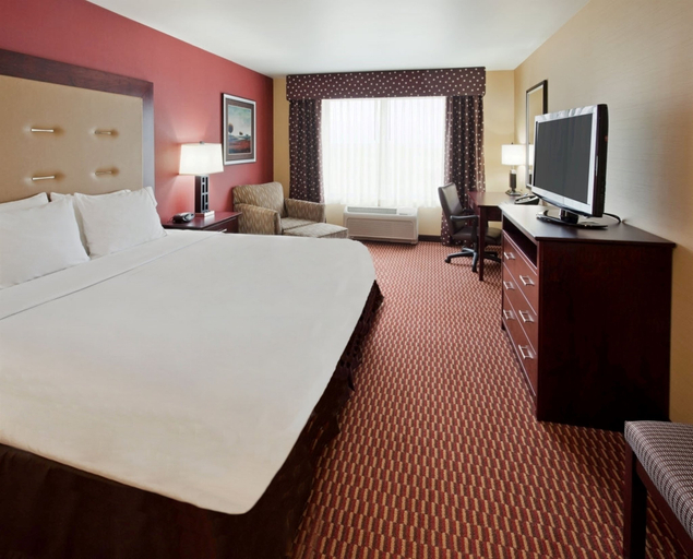 Bedroom 3, Holiday Inn Express & Suites GREAT FALLS by IHG, Cascade