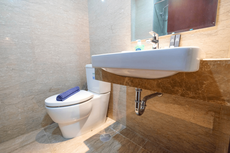 Bathroom 7