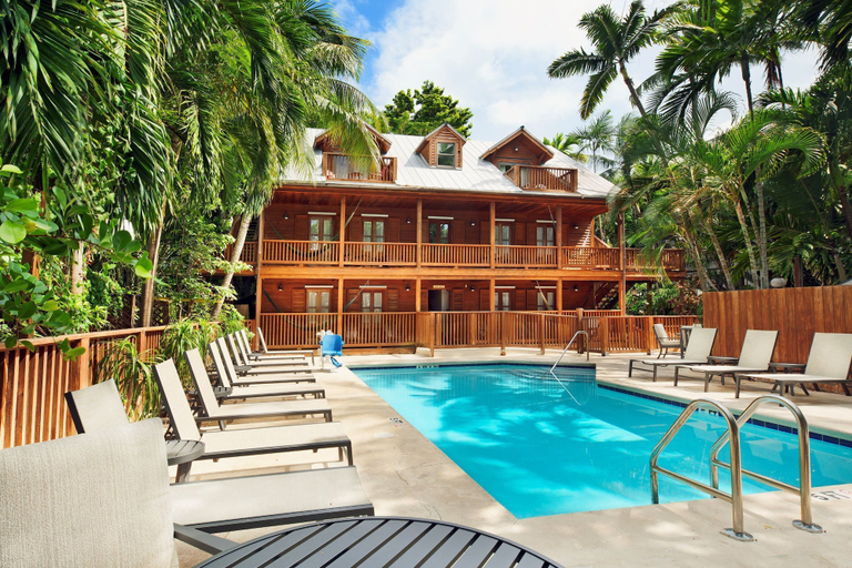 Sport & Beauty 4, Island City House Hotel, Monroe