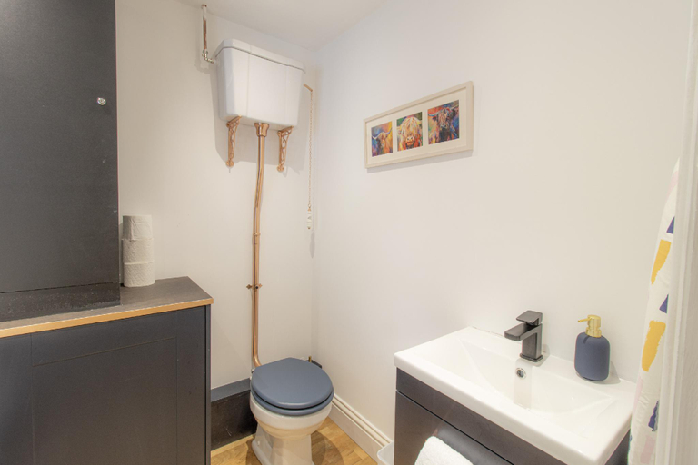 Bathroom 4, Ketley Vallens, Telford and Wrekin