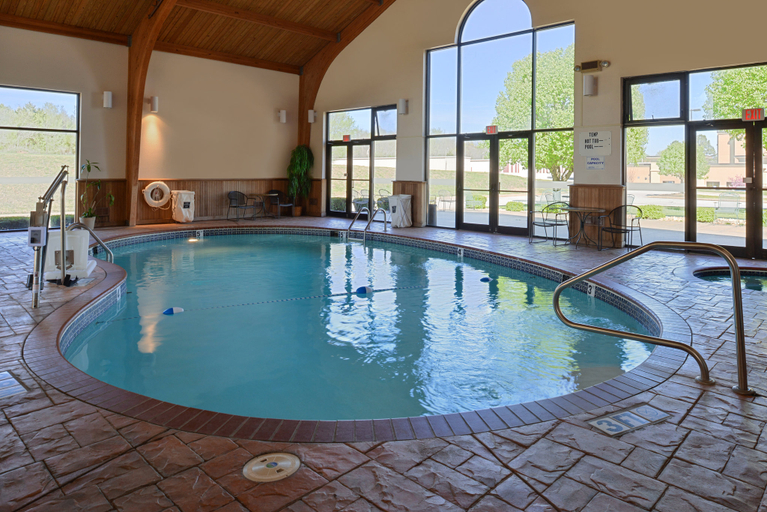Sport & Beauty 3, Holiday Inn Express & Suites HARRISON by IHG, Boone