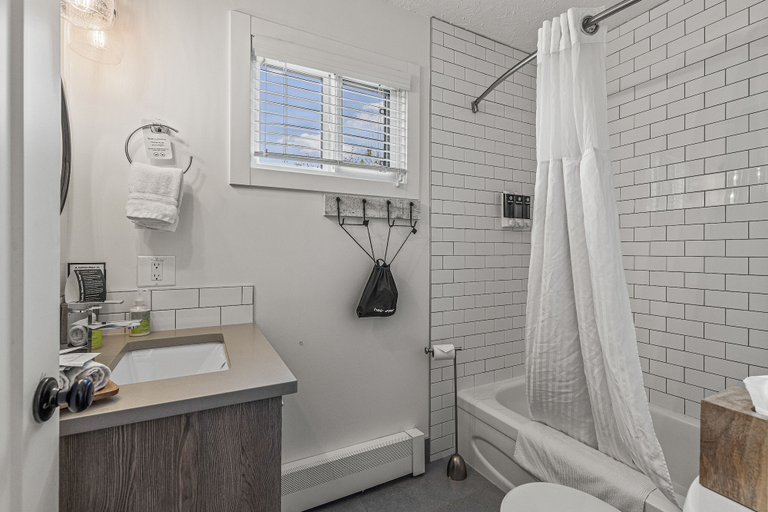 Bathroom 5, Lamphouse By Basecamp, Division No. 15