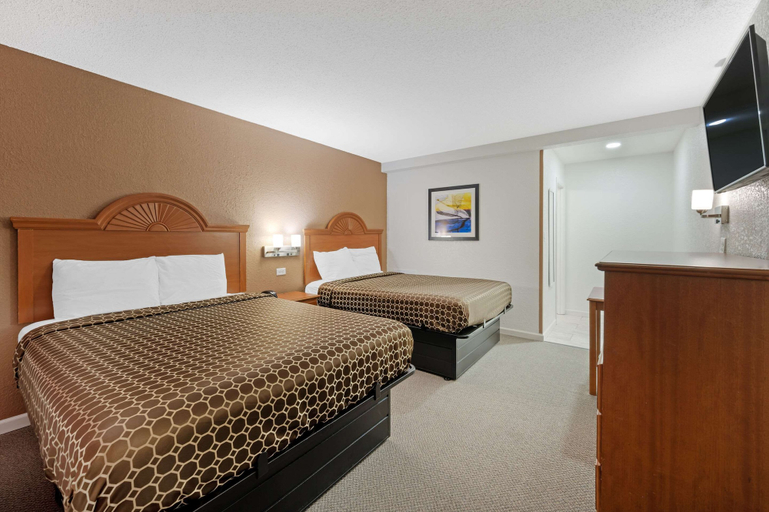 Bedroom 4, Rodeway Inn Terre Haute near University, Vigo