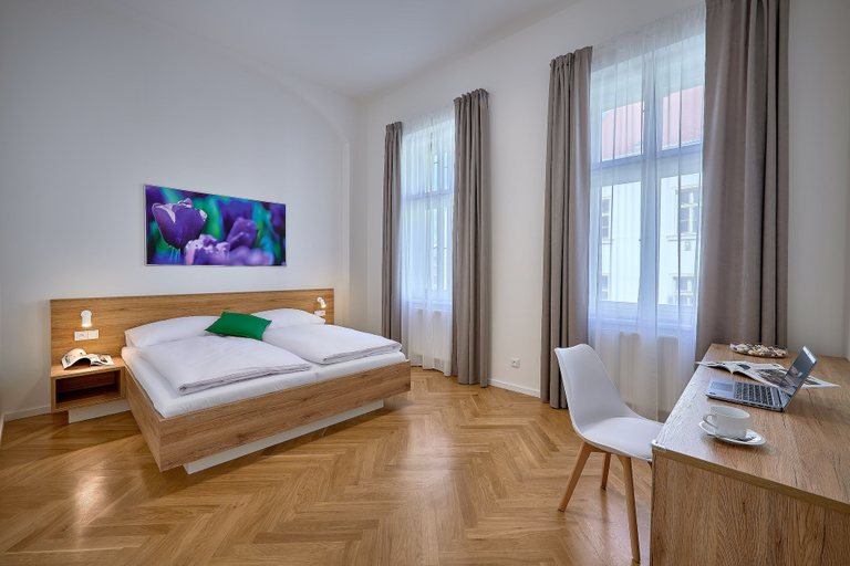 Bedroom 3, DownTown Suites Rubesova, Praha 1