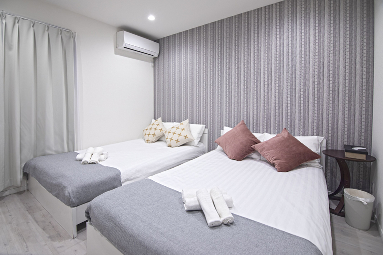 Bedroom 2, Petanigeimasato, Osaka
