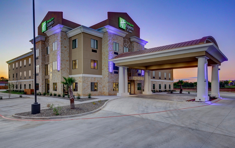 Exterior & Views 2, Holiday Inn Express & Suites CARRIZO SPRINGS by IHG, Dimmit