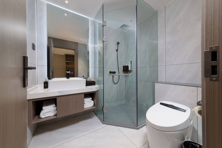 Bathroom 5, Feili Internation Hotel, Guangzhou