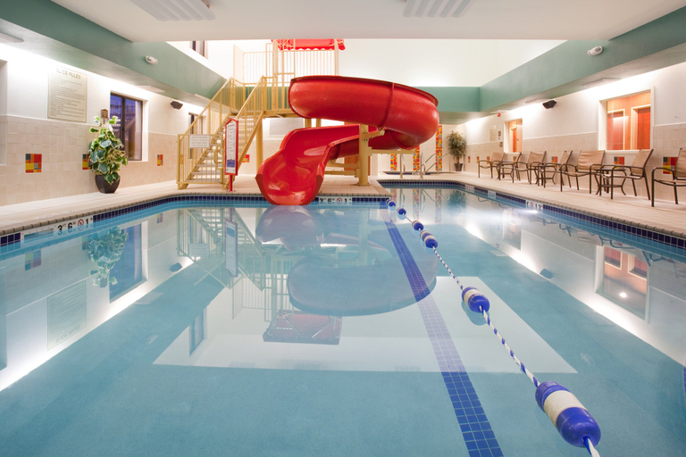 Sport & Beauty 4, Holiday Inn Express & Suites LOVELAND by IHG, Larimer