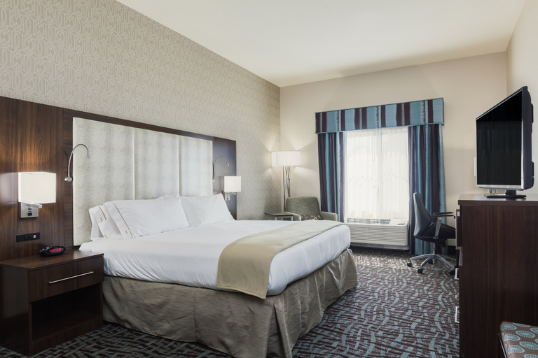 Bedroom 2, Holiday Inn Express & Suites EUREKA by IHG, Humboldt