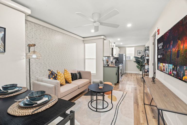 1BR Passyunk AveStunner-Perfect Location, Philadelphia
