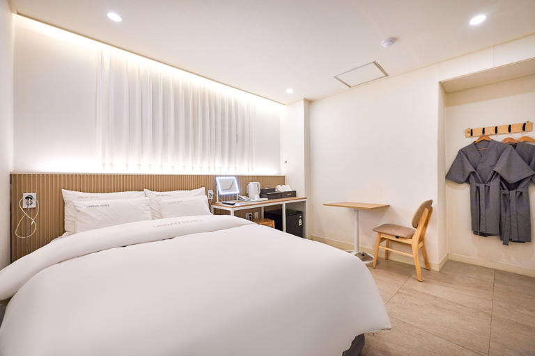 Bedroom 3, Urban Hotel, Pyeongtaek
