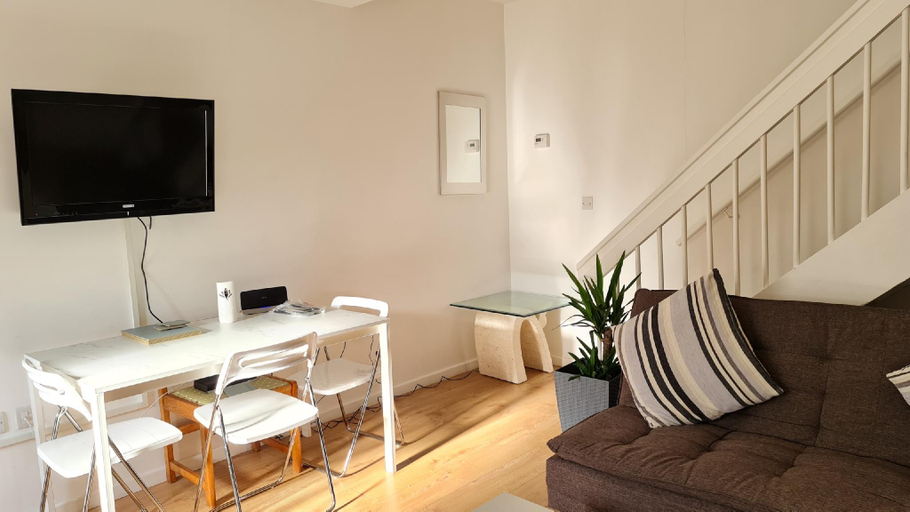 Others 4, Grace Apartments - Living Stone 1, Kent