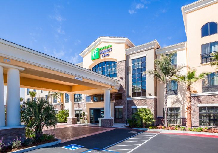 Exterior & Views 5, Holiday Inn Express & Suites EUREKA by IHG, Humboldt