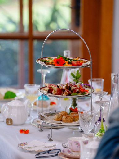 Food & Drinks 11