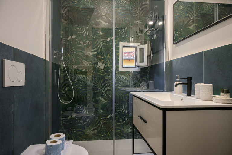 Bathroom 3, Sapiti Modern by Mmega, Florence