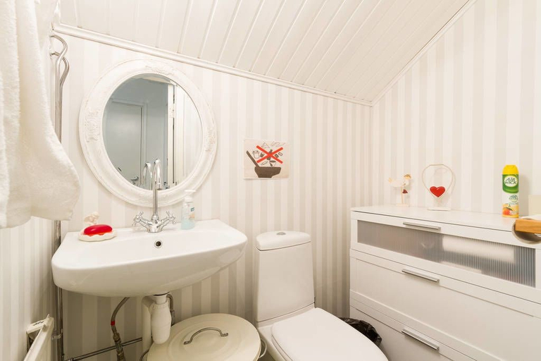 Bathroom 4, Villa Virpi, Lapland