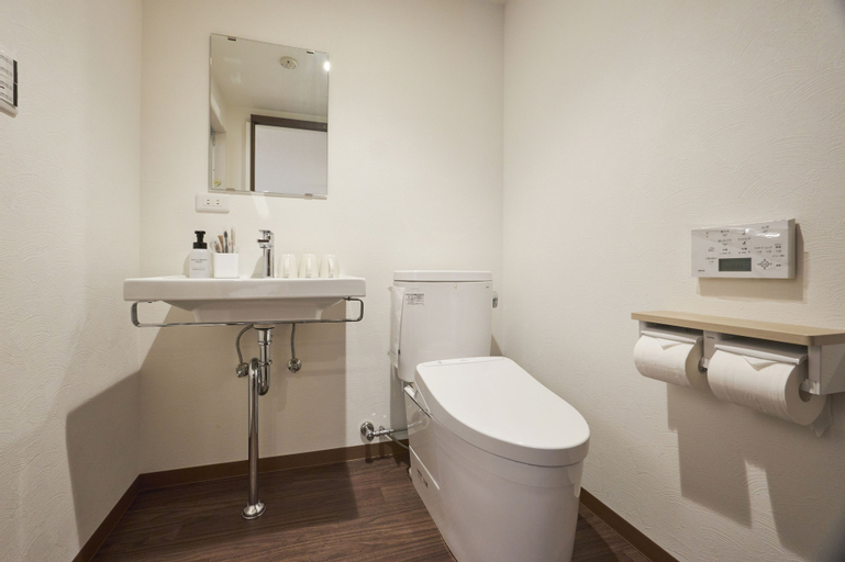 Bathroom 2