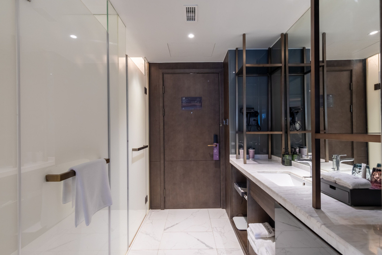 Bathroom 3, IMPERIAL TRADERS ELONG HOTEL, Guangzhou