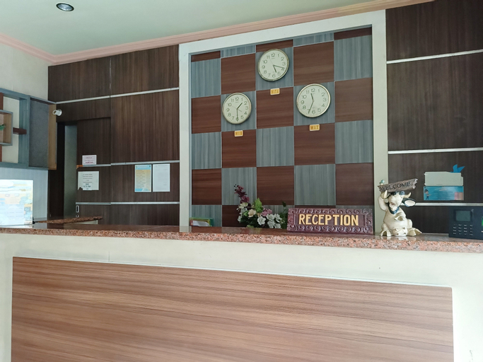 Public Area 2, Collection O 93163 Hotel Grand Kartika, Makassar