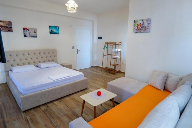 Bedroom 2, Joyous Apartments, Sarandës