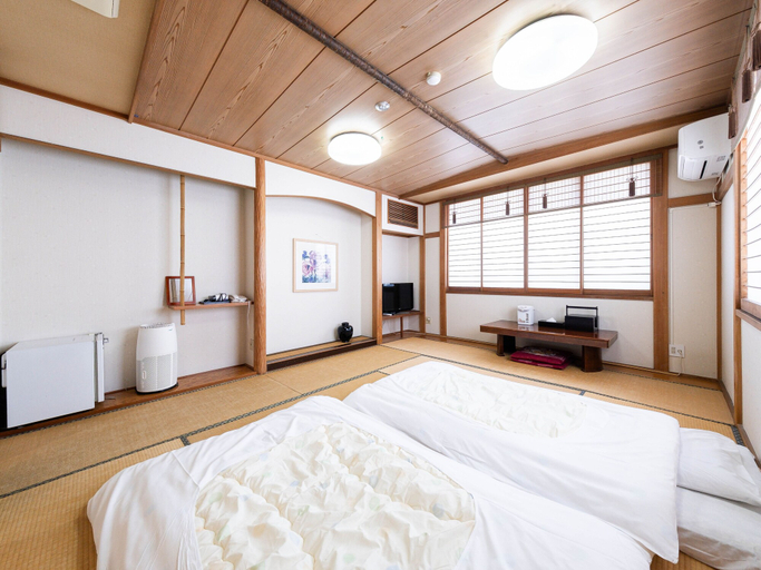 Bedroom 4, Fuji Sakura Onsen Ryokan, Fuefuki
