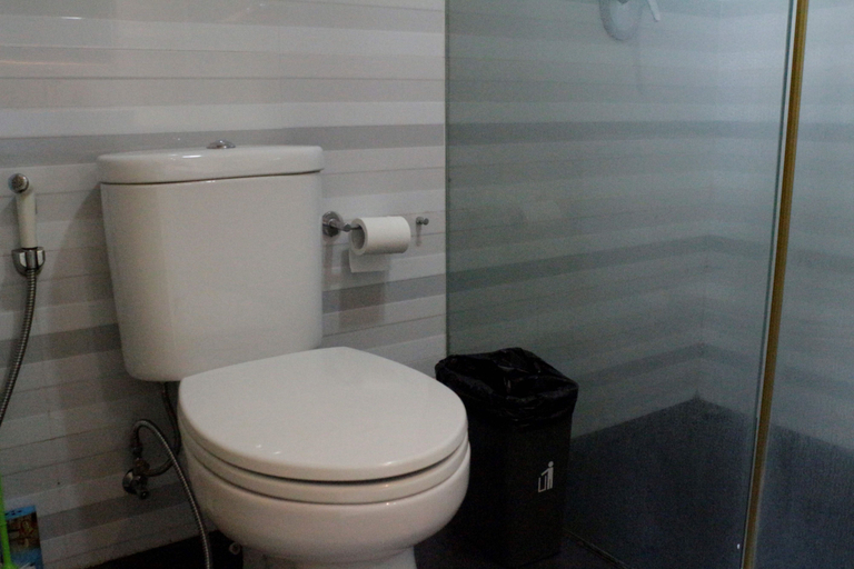 Bathroom 5, Nagoya @Central Park, West Jakarta