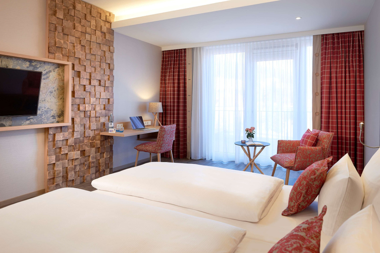 Bedroom 2, Dorint Resort & Spa Bad Brückenau, Bad Kissingen
