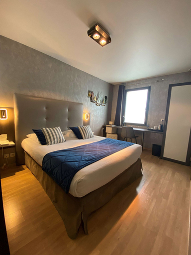 Bedroom 14