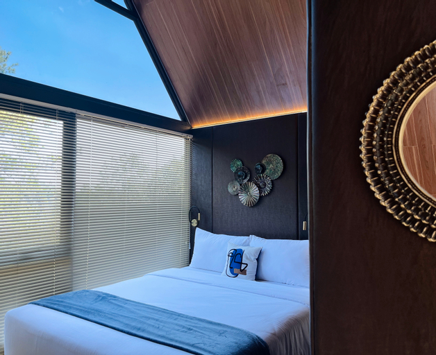 Bedroom 12