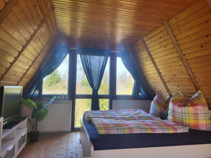 Bedroom 2, Ferienhaus zum Sonnenblick, Rostock