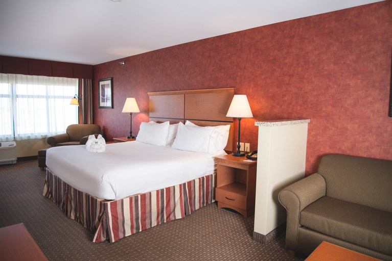 Bedroom 5, Holiday Inn Express & Suites LOVELAND by IHG, Larimer